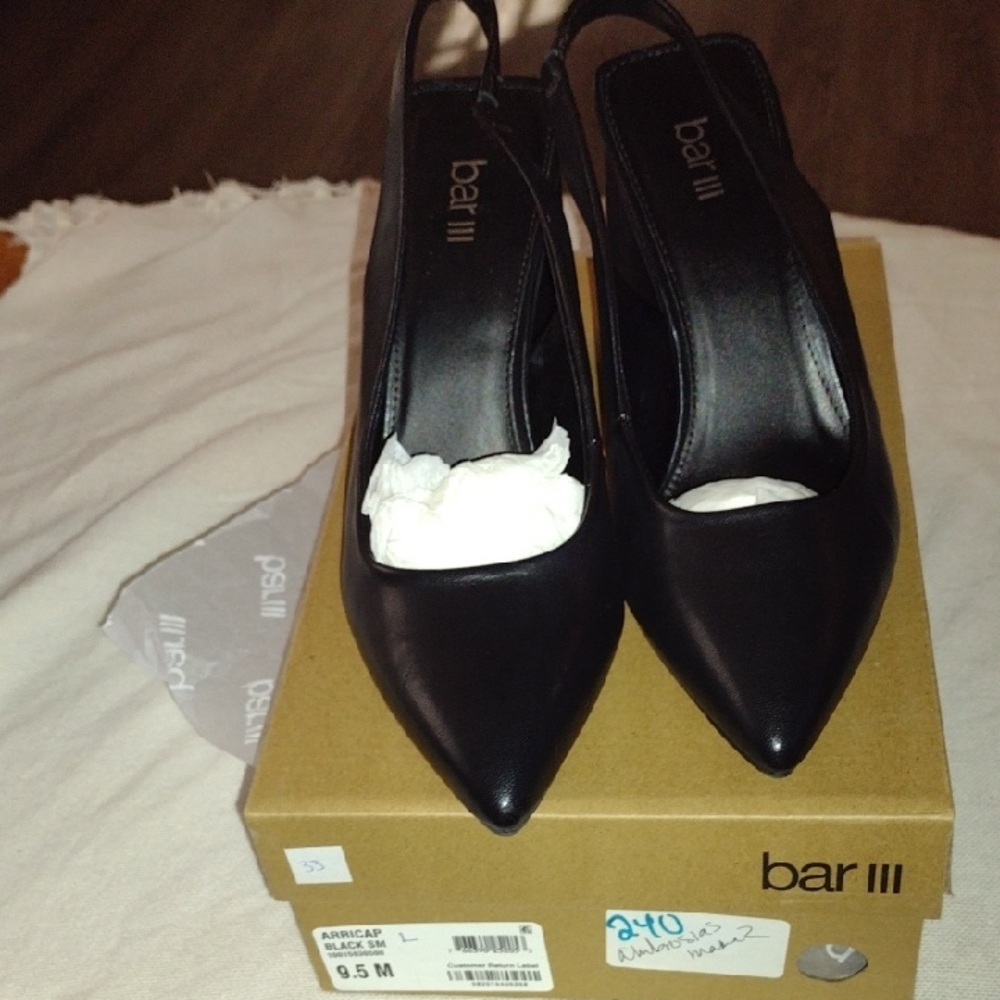 Bar III Women's Black Slingback Heels